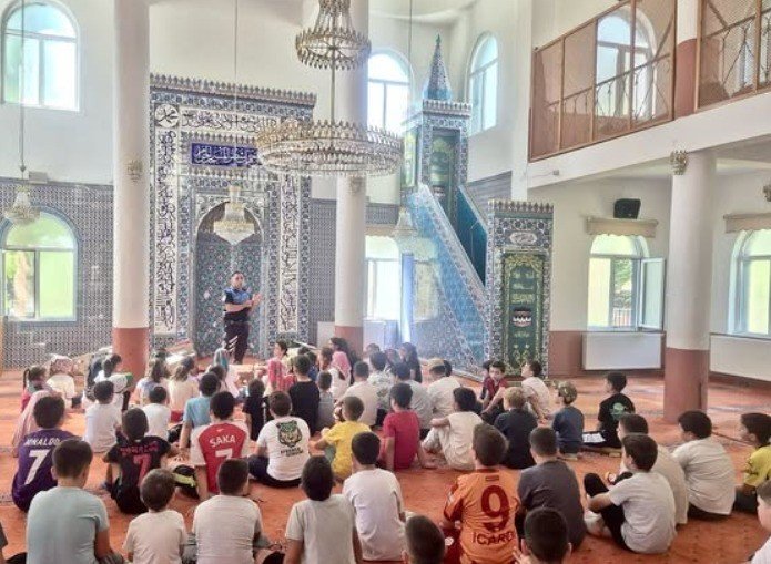 Yaz Kur’an Kursu Öğrencilerine Güvenlik Eğitimi