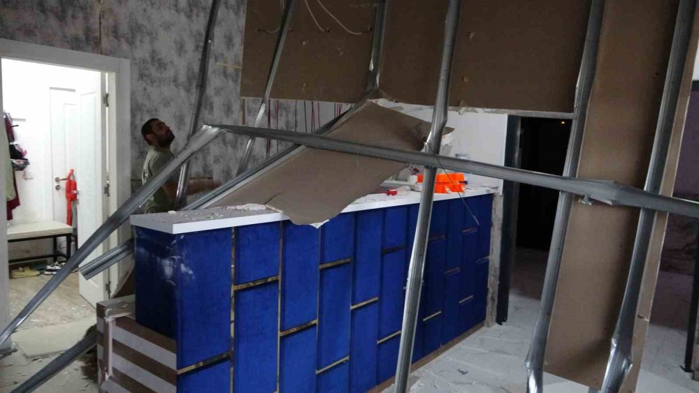 Hanımlar Lokali’nde Tavan Çöktü: 1 Yaralı