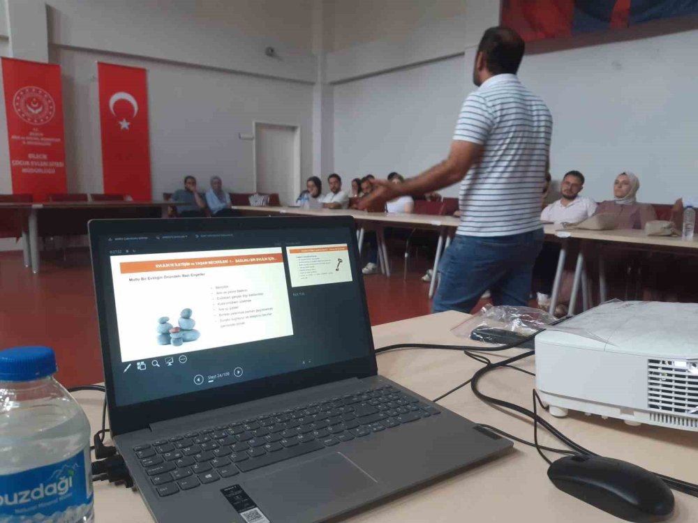 Evlenecek Gençlere Evlilik Öncesi Eğitim Desteği