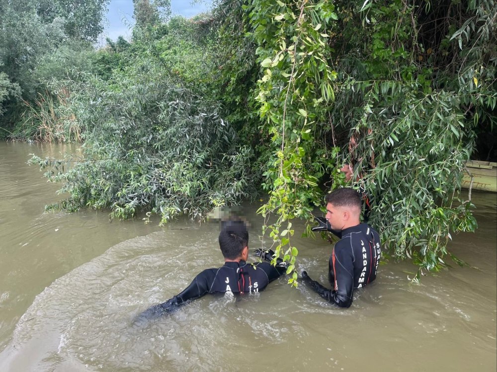 Sakarya Nehri’ne Düştüğü Öne Sürülen Gencin Cansız Bedeni  Bulundu