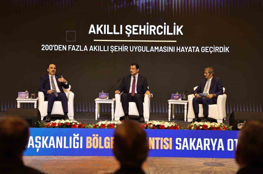 Sakarya'da Ak Parti Yerel Yönetimler Bölge Toplantısı