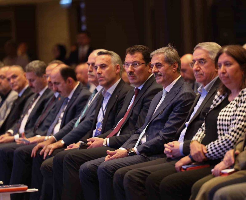 Sakarya'da Ak Parti Yerel Yönetimler Bölge Toplantısı