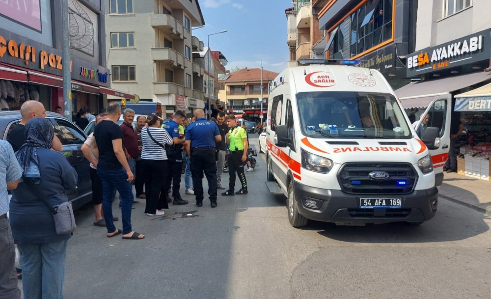 Yolun karşısına geçmeye çalışan kadına kamyonet çarptı