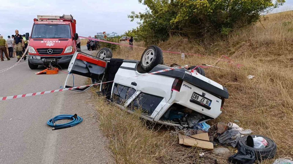 Takla Atan Otomobildeki Sürücü Hayatını Kaybetti