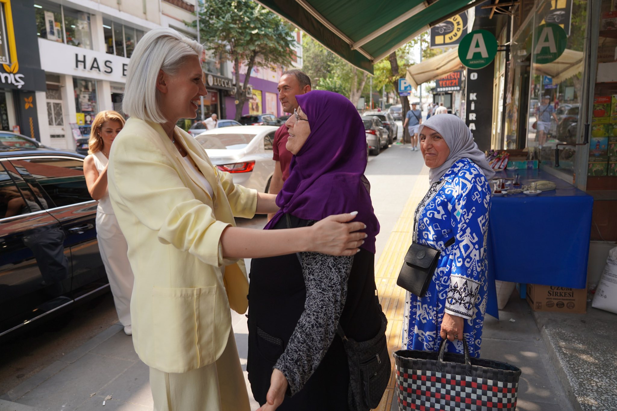 baskan-subasi-esnaf-ve-vatandaslari-ziyaret-etti-3.jpg