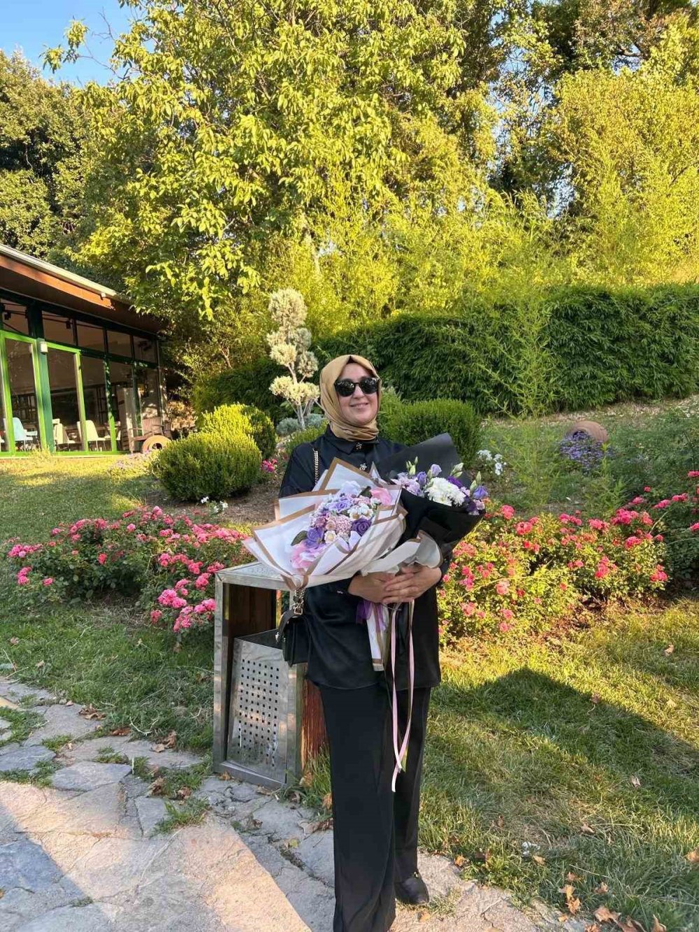 50 Yaşındaki 5 Çocuklu Anne, Üniversitede Bölüm Birincisi Oldu
