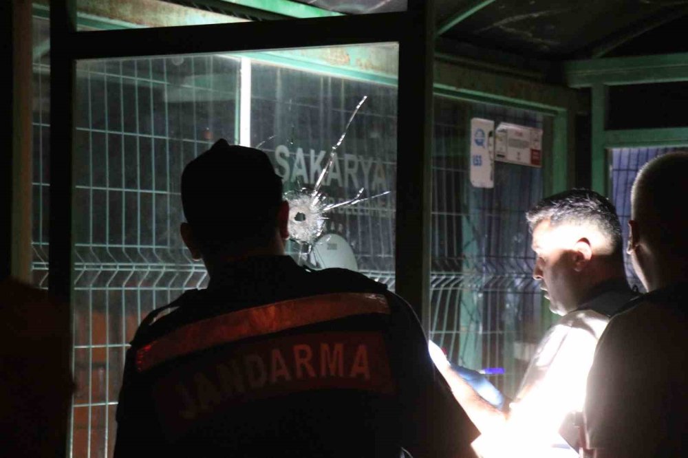 Kanlı Geceden Detaylar: "Kız Yeğene Laf Atma" İddiası, Silahlı Kavgaya Dönüştü