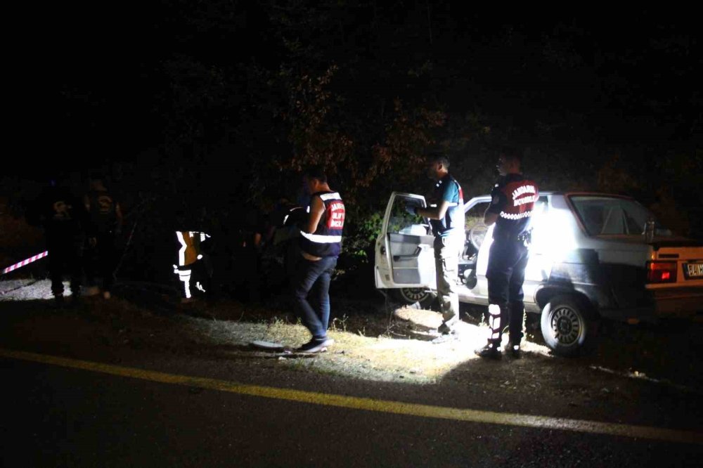 Otomobil İle Motosiklet Çarpıştı: 1 Ölü, 1 Yaralı