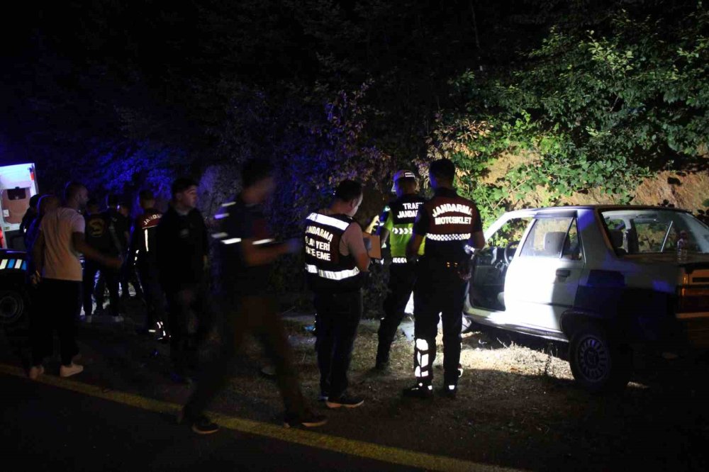Otomobil İle Motosiklet Çarpıştı: 1 Ölü, 1 Yaralı