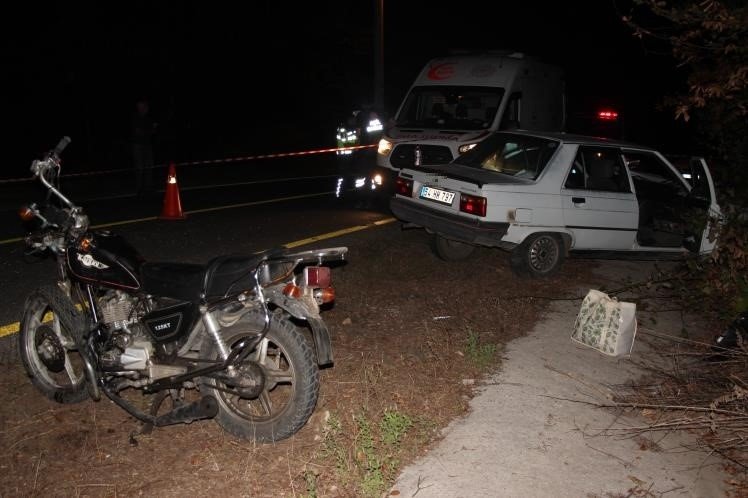 Otomobil İle Motosiklet Çarpıştı: 1 Ölü, 1 Yaralı