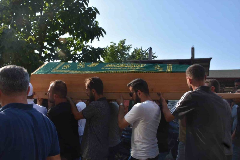 Kazada Hayatını Kaybeden Motosiklet Sürücüsü Son Yolculuğuna Uğurlandı