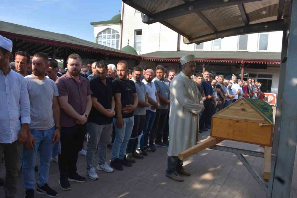 Kazada Hayatını Kaybeden Motosiklet Sürücüsü Son Yolculuğuna Uğurlandı