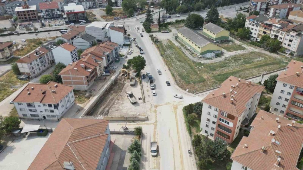 Atıl Vaziyetteki Boş Alan Otoparka Dönüşüyor