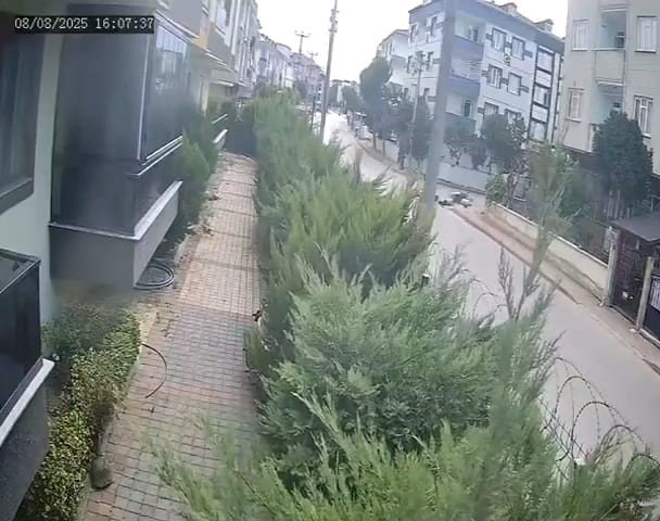 İki Motosiklet Çarpıştı 3 Kişi Yaralandı
