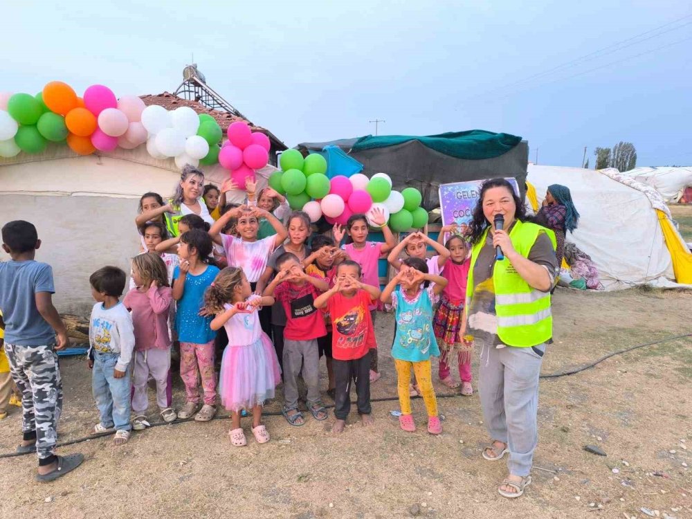Çadır Kentte Kalan Çocuklara Özel Etkinlik
