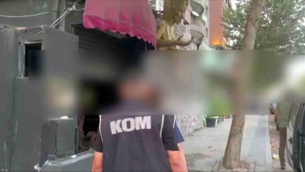Eğlence Mekanı Görünümlü Kaçak İçki İmalathanesine Baskın