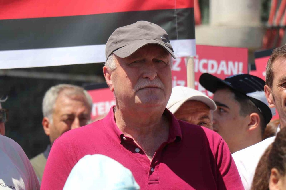 Fabrikaların Dereye Bıraktığı Atıklara Tepki İçin Yürüdüler