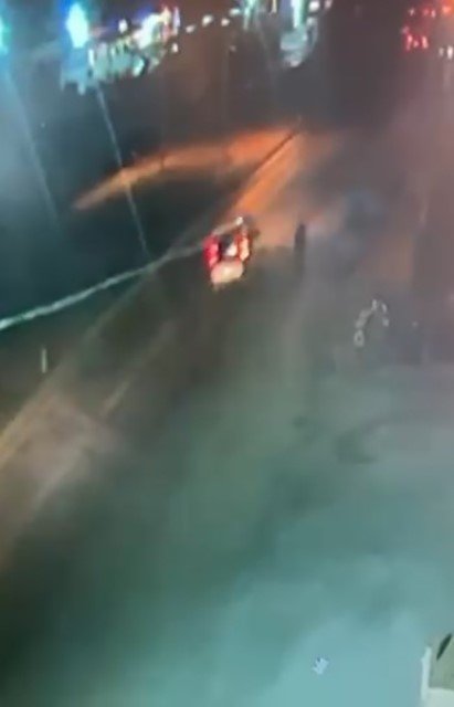 Yolun Karşısına Geçmek İsterken Otomobilin Altında Kaldı