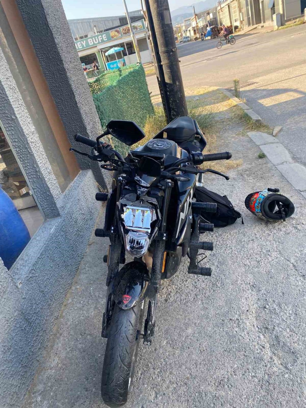 Kamyonetle Çarpışan Motosiklet Sürücüsü Yaralandı