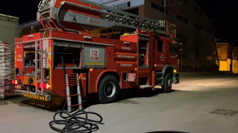 Mangal Kömürü Yüklü Tır Alev Alev Yandı