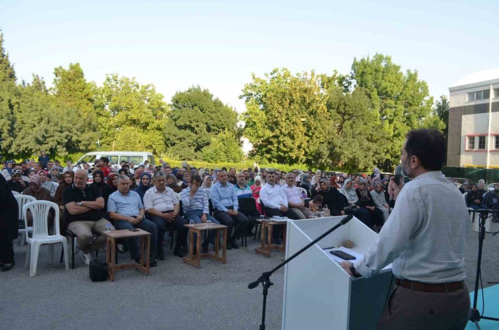 Kız Kur’an Kursu’nda Yaz Dönemi Kapanış Programı