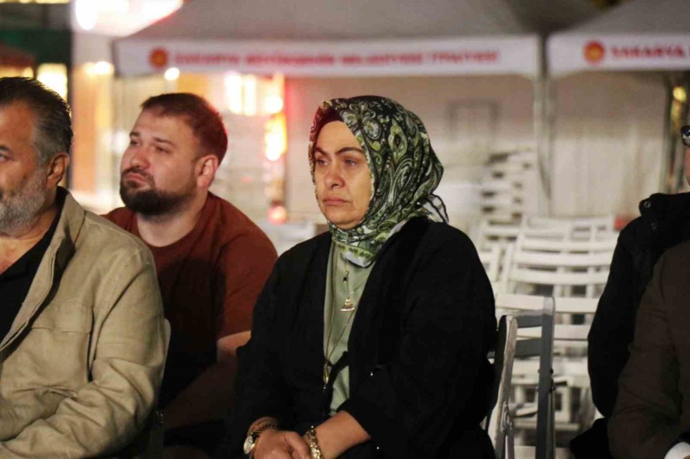 03.02’de Sakarya’da Eller Semaya Açıldı