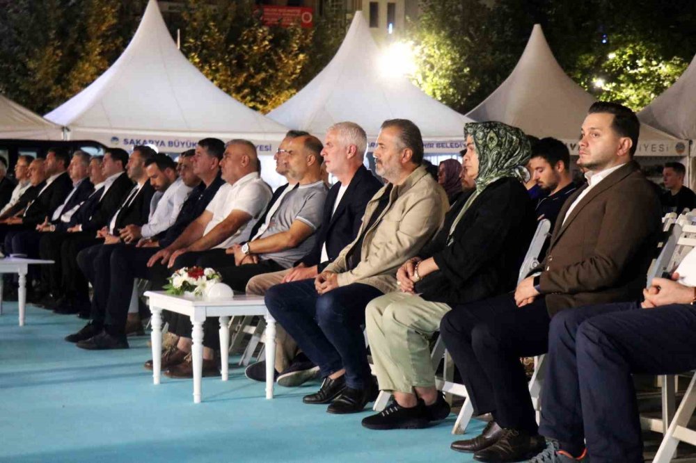 03.02’de Sakarya’da Eller Semaya Açıldı