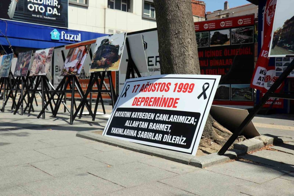 Depremde 12 Saat Enkaz Altında Kaldı