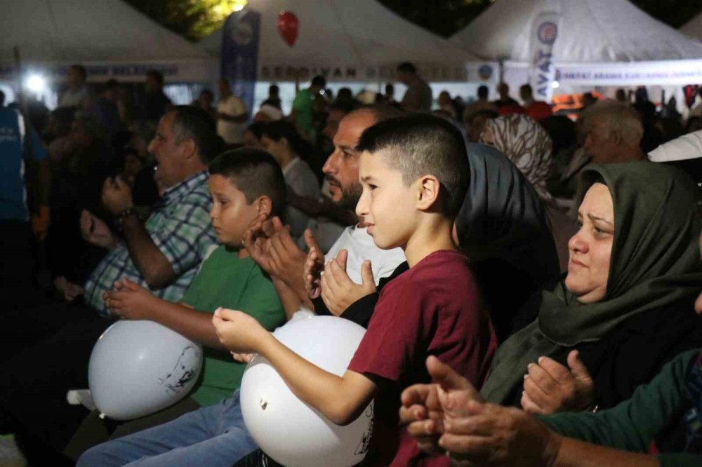 Depremde Hayatını Kaybedenler Sakarya’da Anıldı