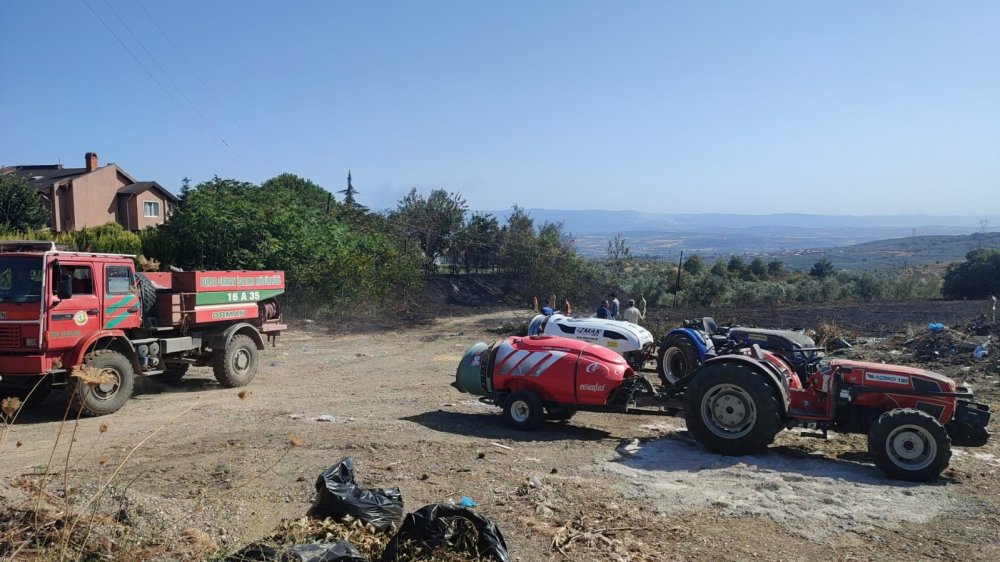 Çöplük Yangını Büyümeden Söndürüldü