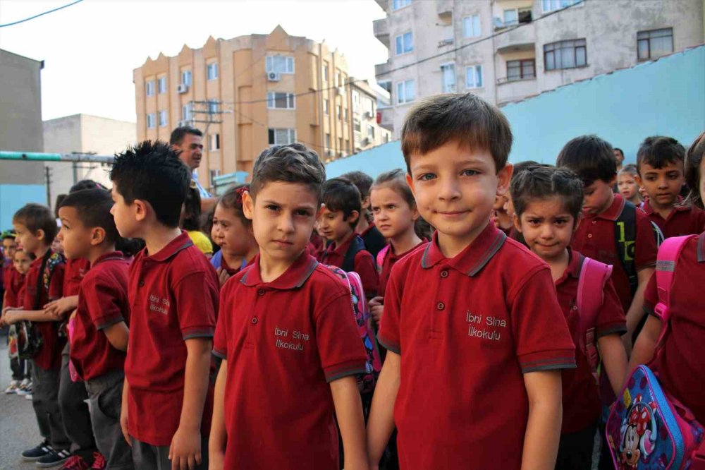 657 Bin Öğrenci Ve 41 Bin Öğretmen Ders Başı Yapacak