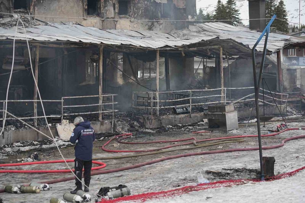 Otelde Yangın Faciasına Sebep Olan Eksikler Belirlendi
