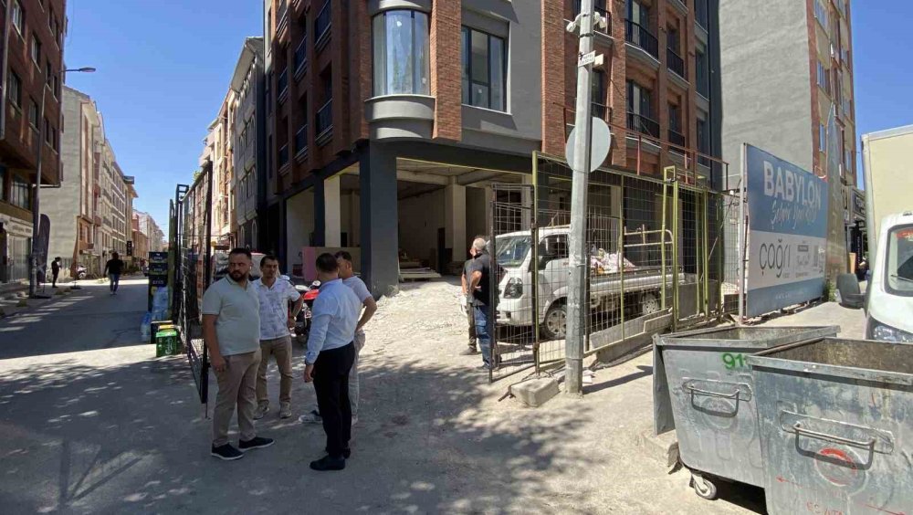 İnşaattan Düşen İşçi Yaralandı