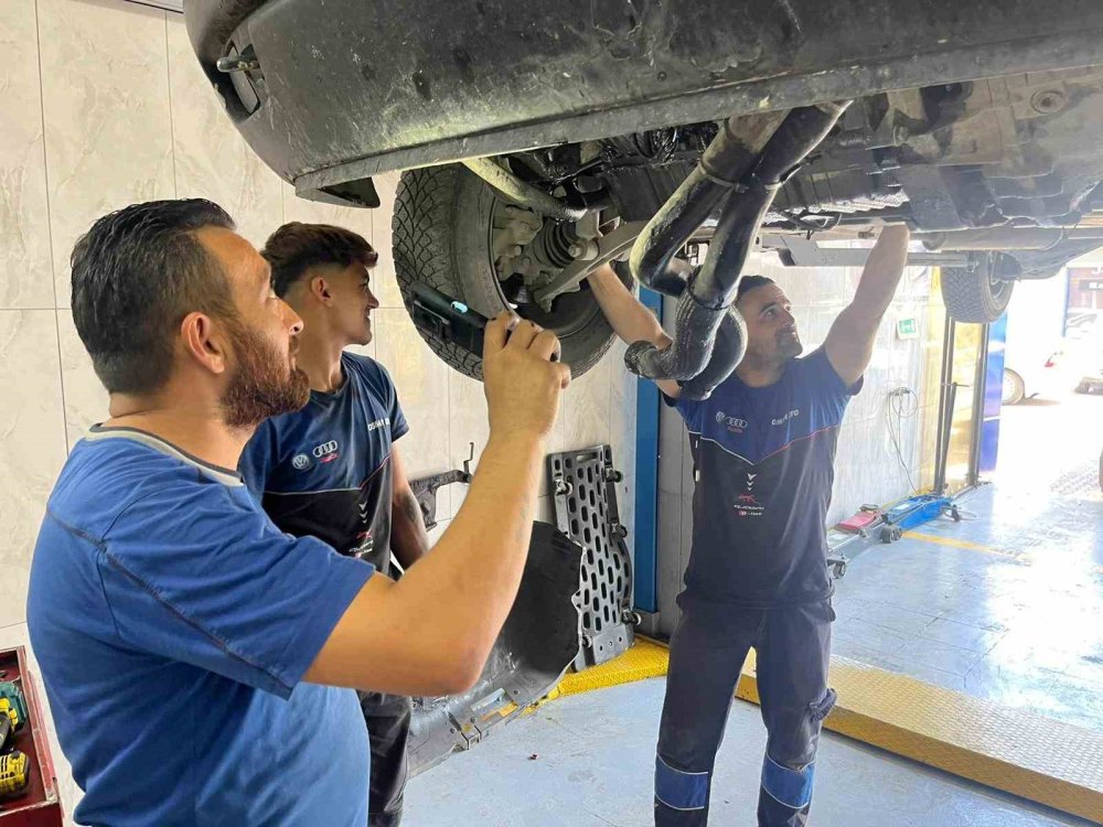 Hava Sıcaklıkları Araç Sahiplerinin Cebini Yakabiliyor