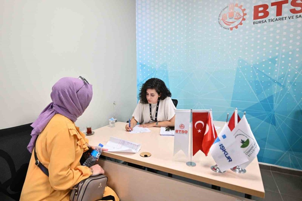İş Arayanlar İle İşverenler Btso İstihdam Merkezi’nde Buluşuyor