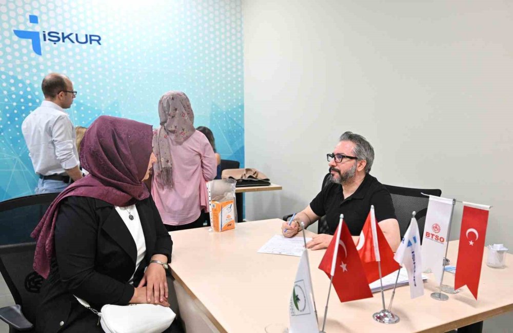 İş Arayanlar İle İşverenler Btso İstihdam Merkezi’nde Buluşuyor