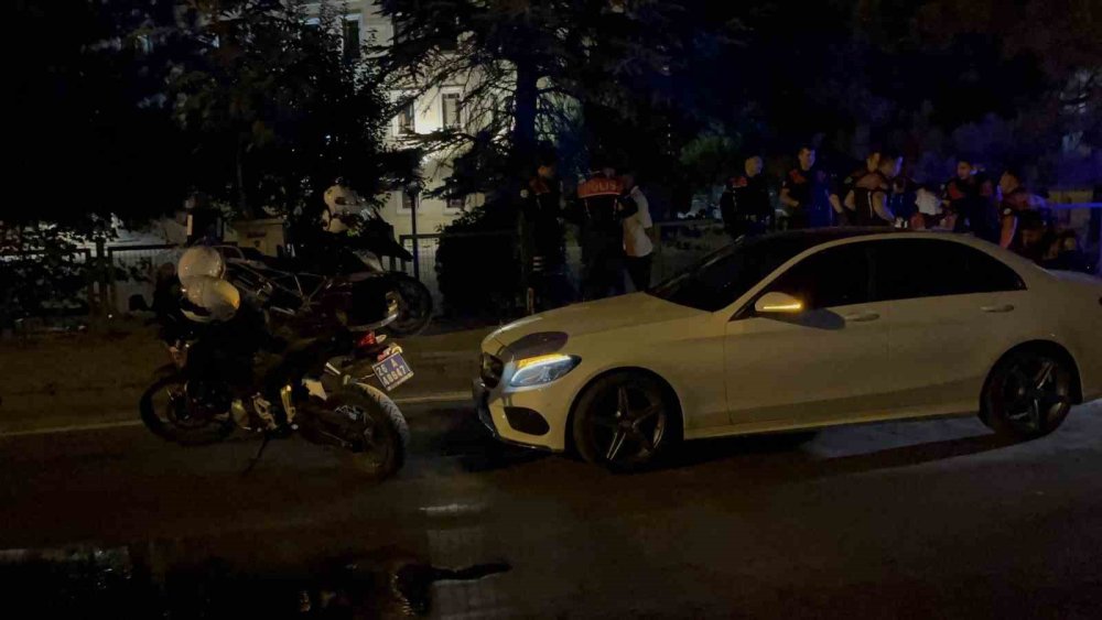 Polisten Kaçan Alkollü Şahıs, Kovalamaca Sonucunda Yakayı Ele Verdi
