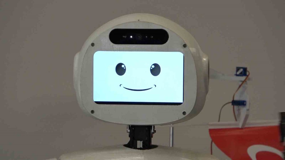 Yapay Zeka Destekli İnsansı Robot Geliştirildi