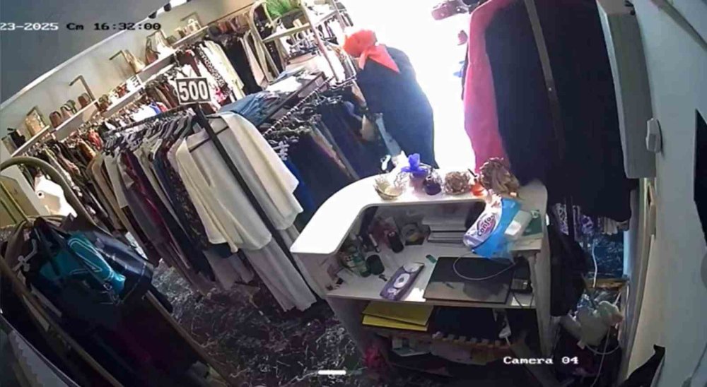 Geldi, 10 Saniyede Çaldı Ve Gitti