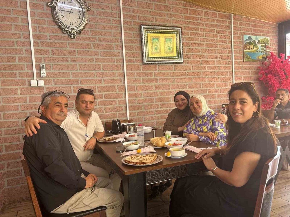Osmaneli İcra Müdürü Karadaş’a Veda Yemeği