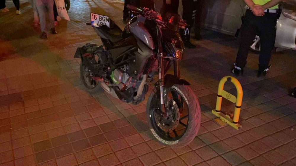 Polisi Peşine Takan Motosikletli, Kaza Yapınca Yakalandı