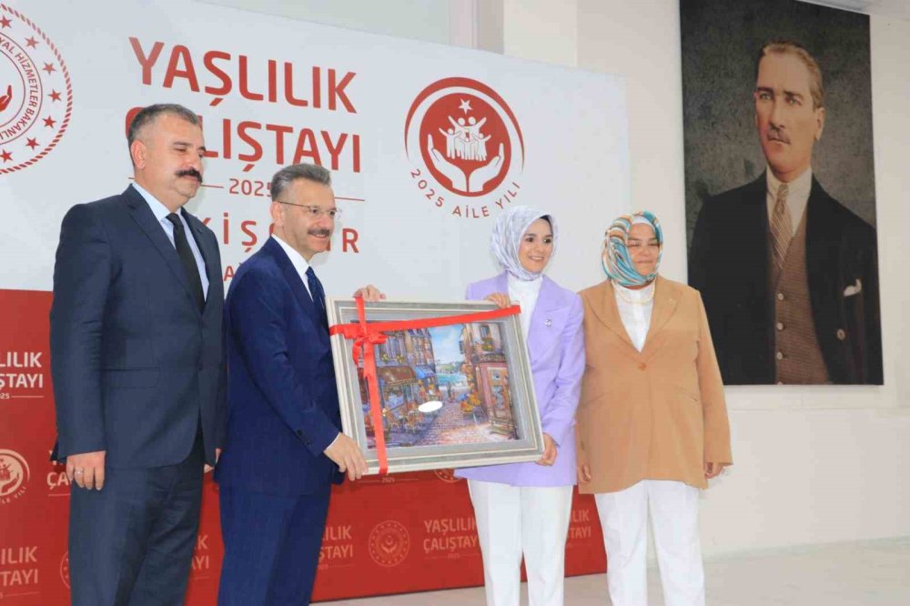 Türkiye’de Yaşlı Nüfus Oranı Yüzde 10,6 Seviyesine Ulaştı