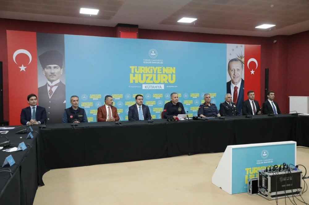 Bakan Yerlikaya: "450 Bin 169 Suriyeli Geri Dönüş Yaptı"