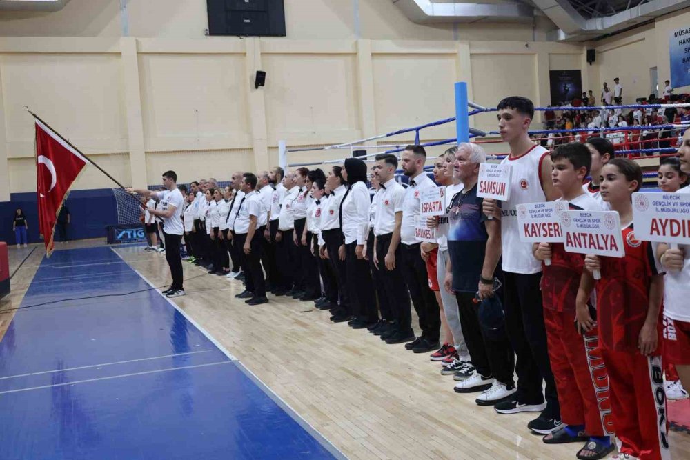 Bilecik’te Kick Boks Şampiyonası Başladı
