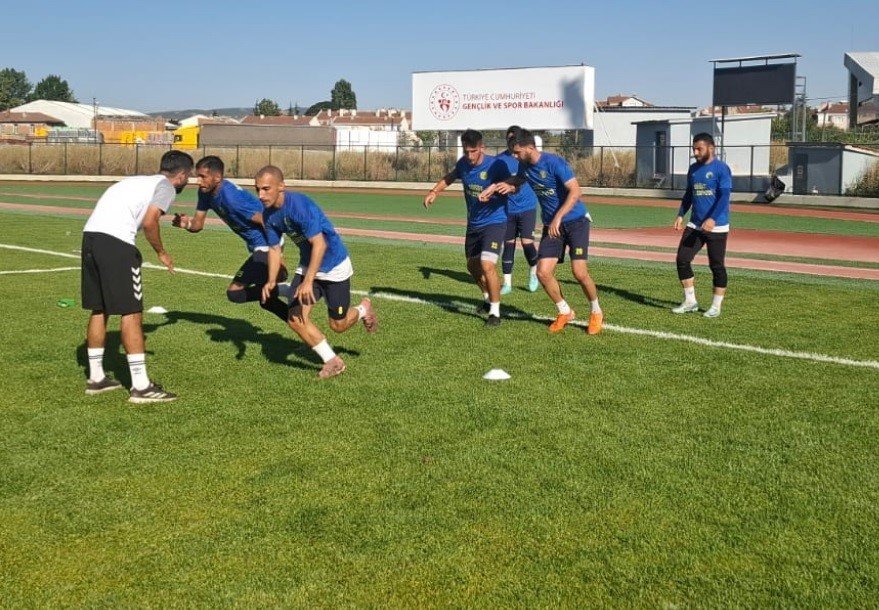 Söğütspor Zorlu Bursaspor Maçının Hazırlıklarını Sürdürüyor