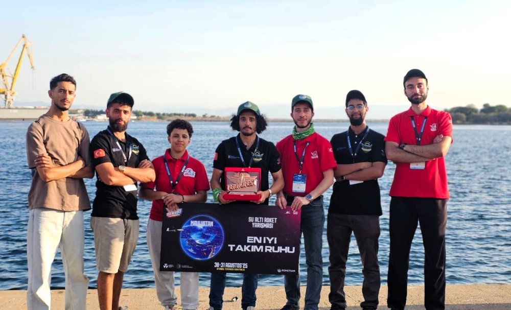 Su Altında Ve Havada Yarıştılar