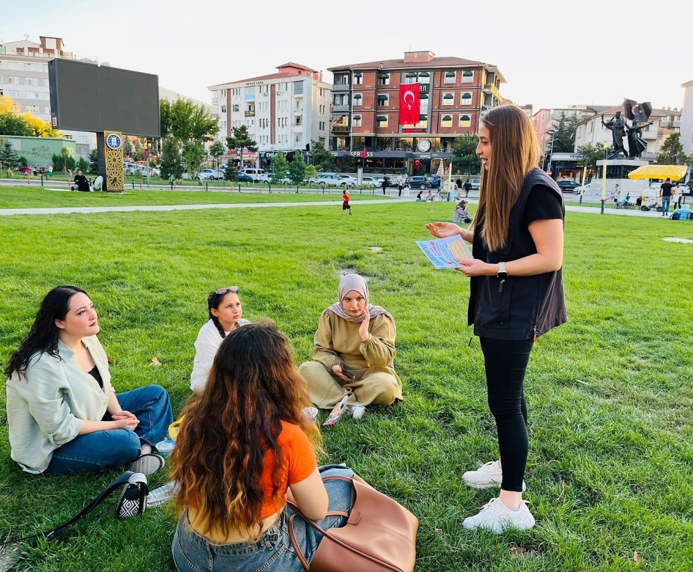 Siberay Ekiplerinden Sokakta Bilgilendirme Çalışması