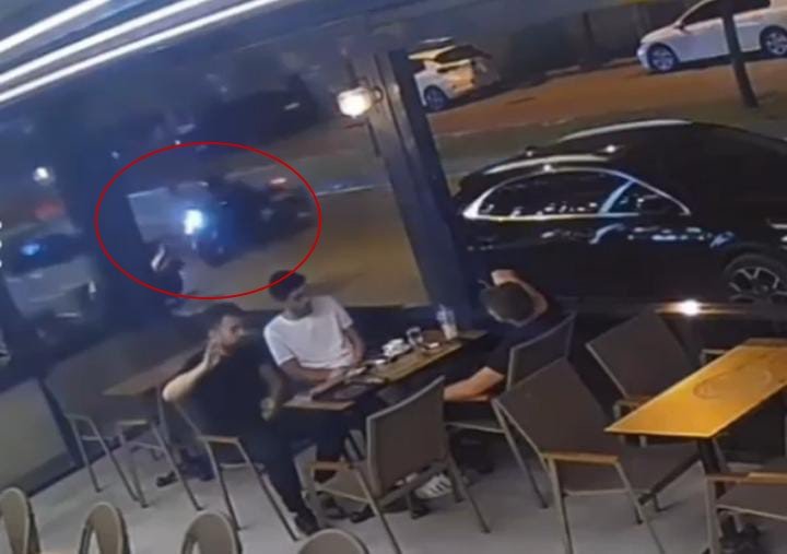 Kontrolden Çıkan Motosikletin Sürücüsü Savruldu