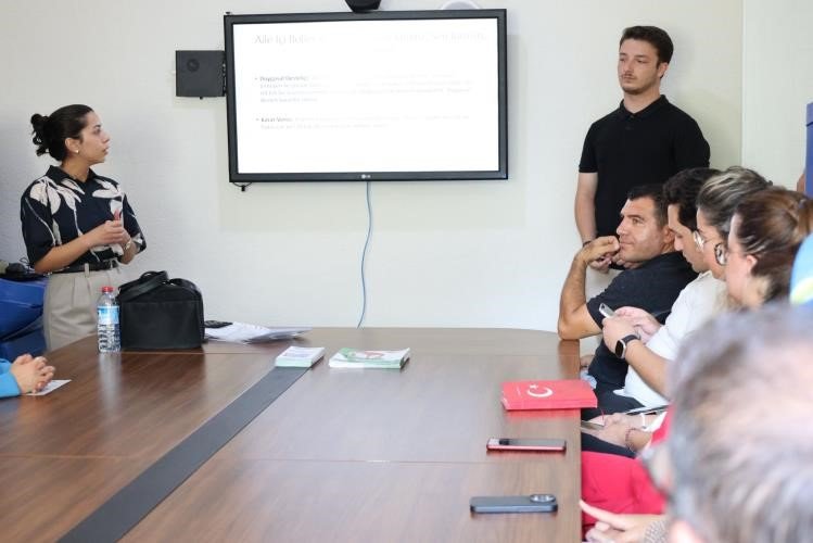 'Farkındalık’ Ve ’Psikososyal’ Destek Eğitimi Verildi