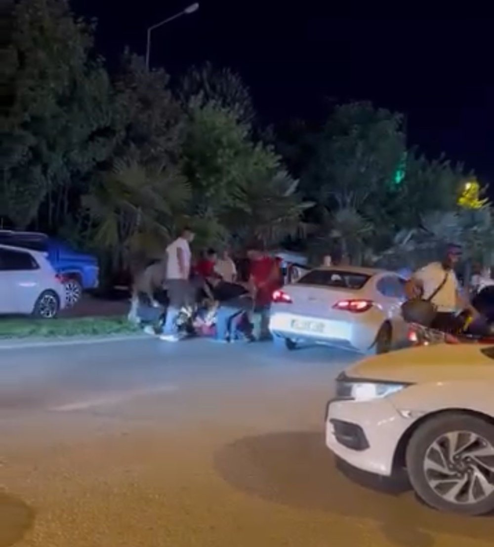 Yol Verme Tartışması Kavgaya Dönüştü
